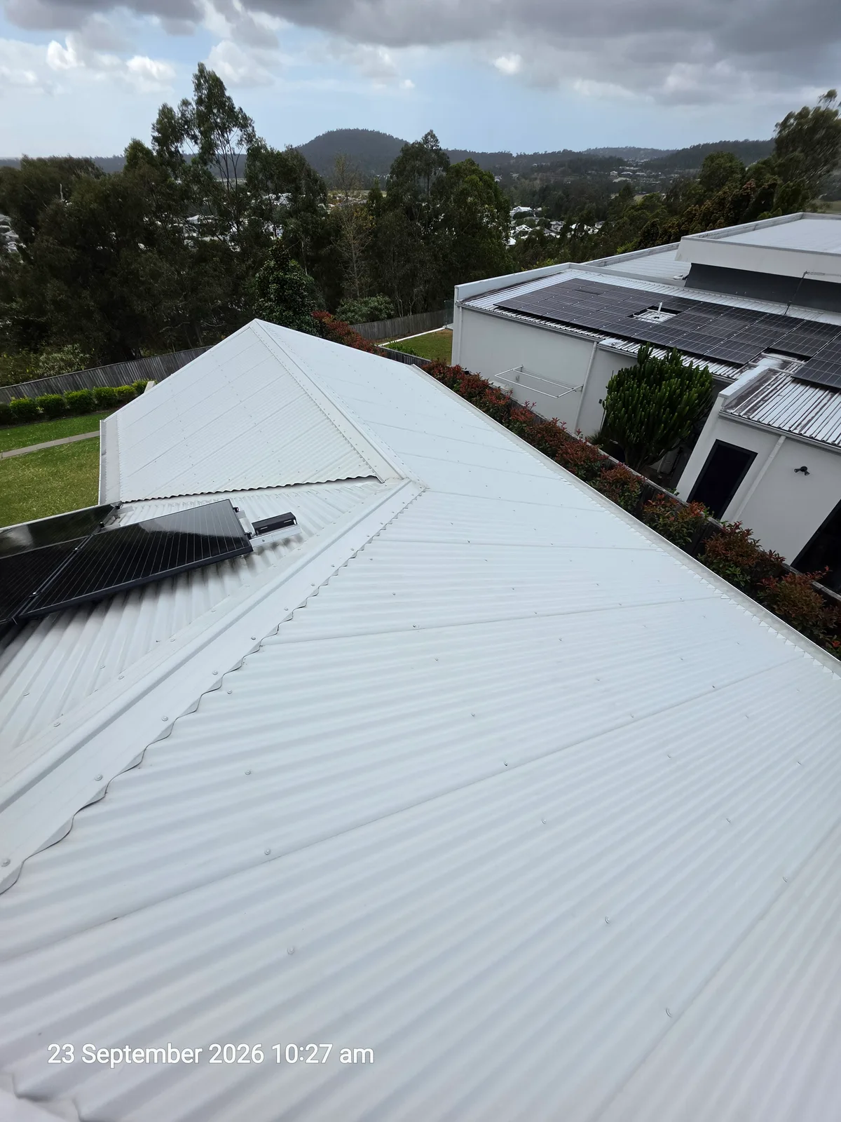 Clean roof after cleaning